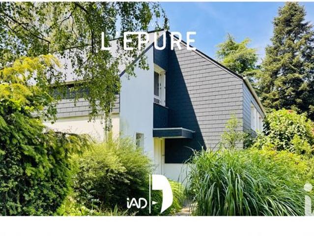 Maison 9 pièces 235 m²