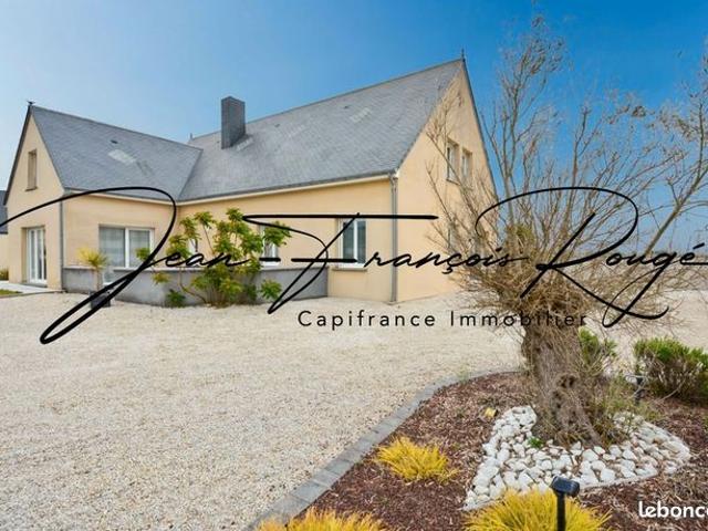 Maison 9 pièces 235 m²