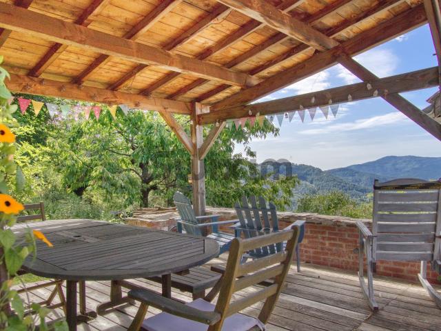 Maison 9 pièces 235 m²