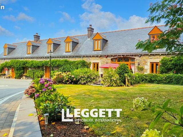 Maison 9 pièces 236 m²