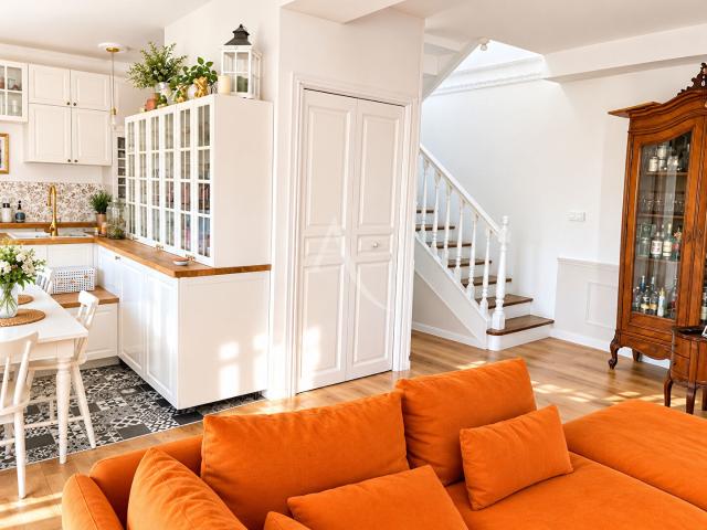 Maison 9 pièces 236 m²