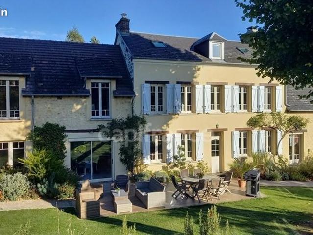 Maison 9 pièces 237 m²