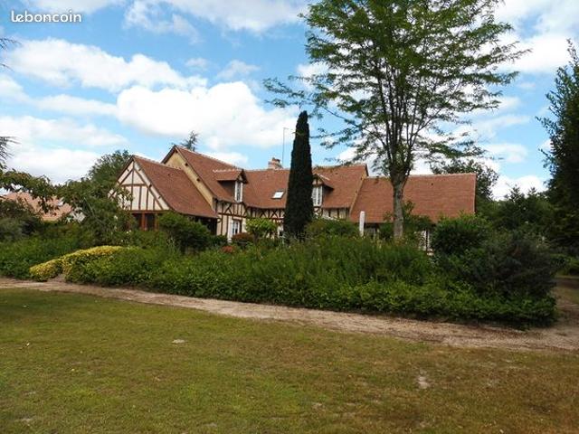 Maison 9 pièces 237 m²