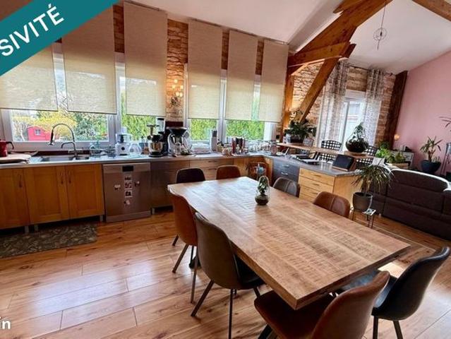 Maison 9 pièces 237 m²