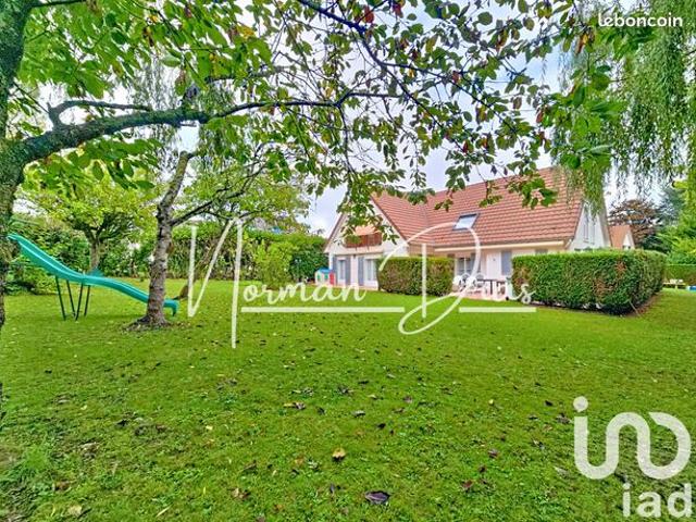 Maison 9 pièces 238 m²