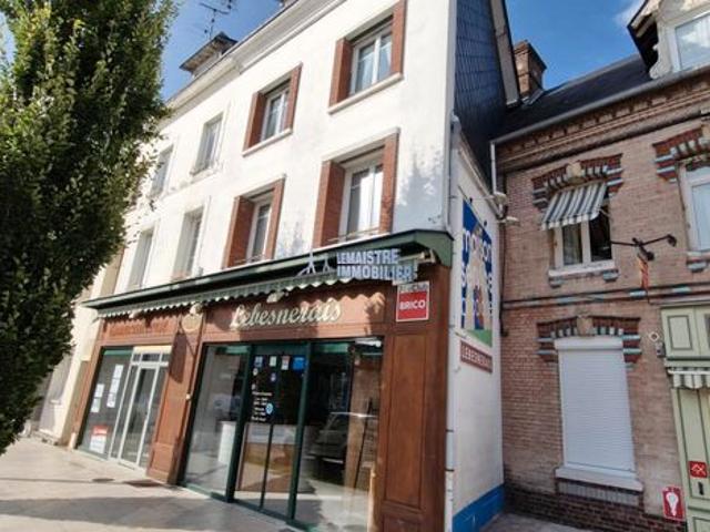 Maison 9 pièces 239 m²