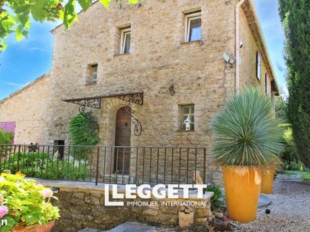 Maison 9 pièces 230 m²