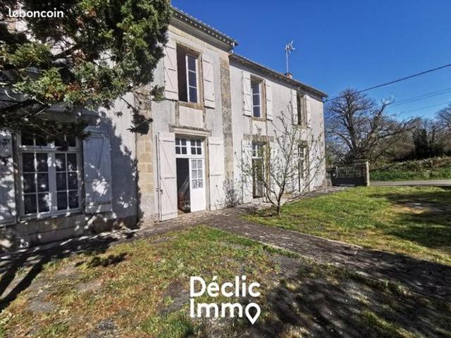 Maison 9 pièces 230 m²