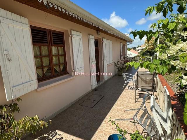 Maison 9 pièces 230 m²