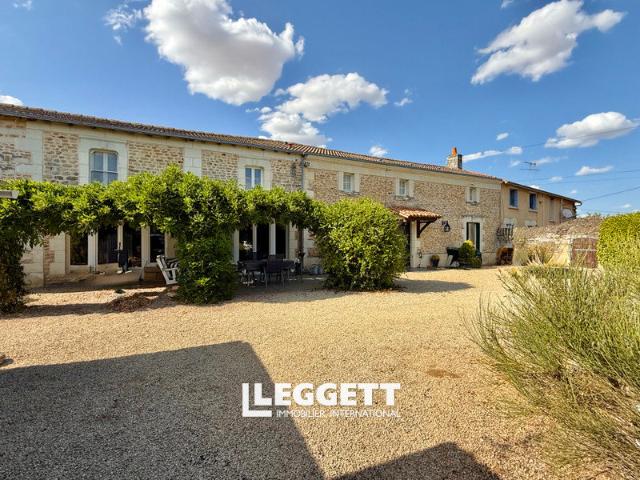 Maison 9 pièces 230 m²