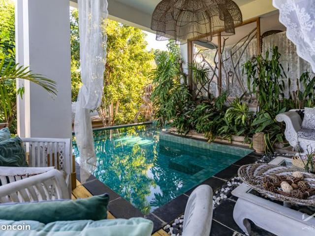 Maison 9 pièces 230 m²