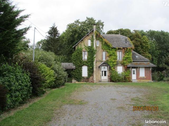 Maison 9 pièces 230 m²