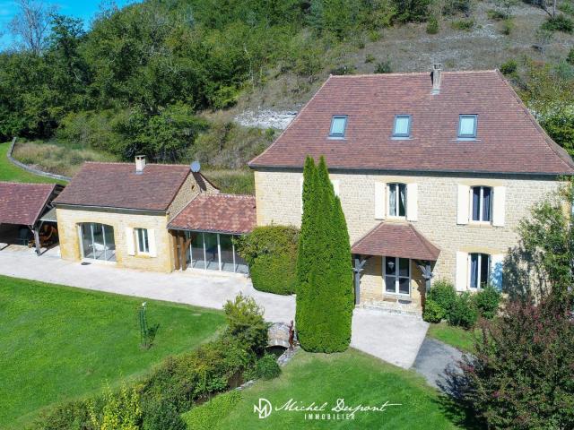 Maison 9 pièces 230 m²