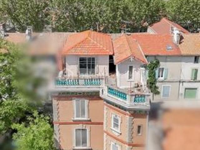 Maison 9 pièces 230 m²