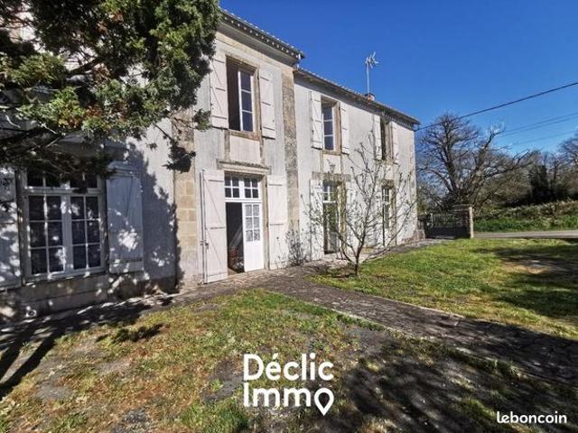 Maison 9 pièces 230 m²