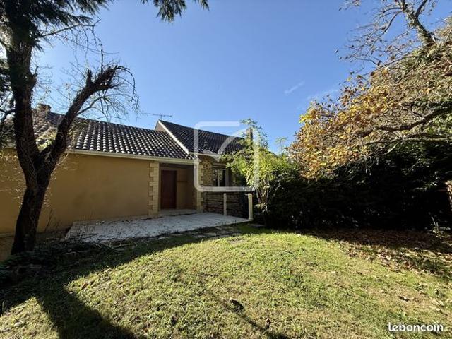 Maison 9 pièces 230 m²