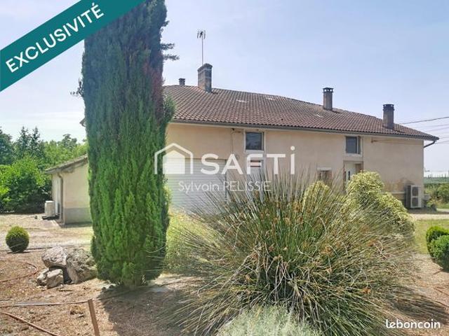 Maison 9 pièces 230 m²