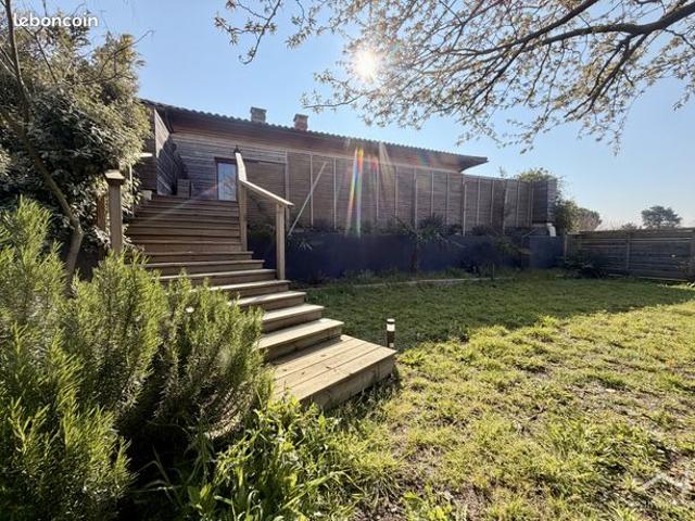 Maison 9 pièces 230 m²