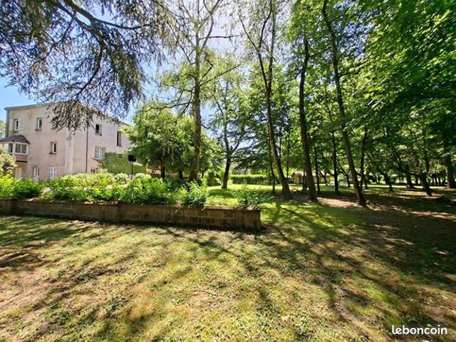 Maison 9 pièces 230 m²