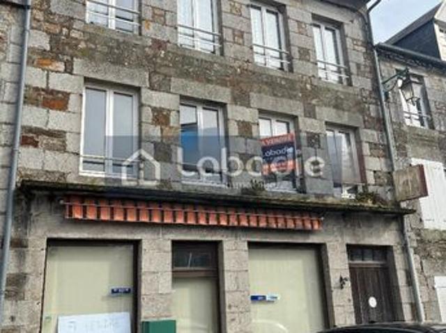 Maison 9 pièces 230 m²