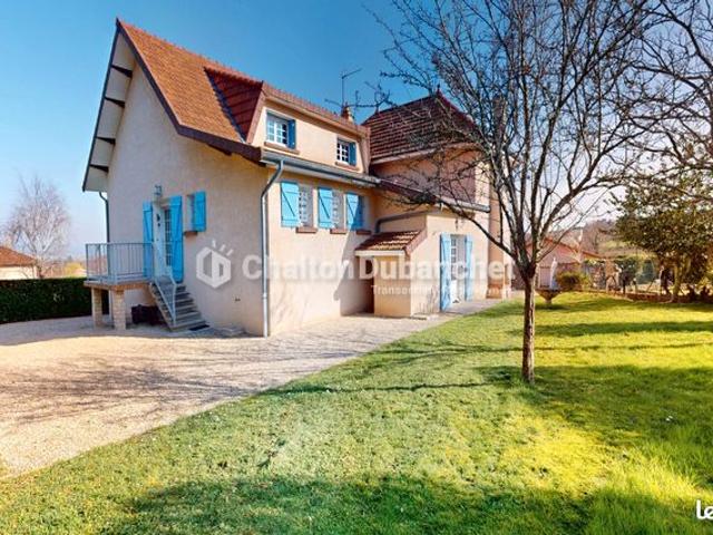 Maison 9 pièces 230 m²
