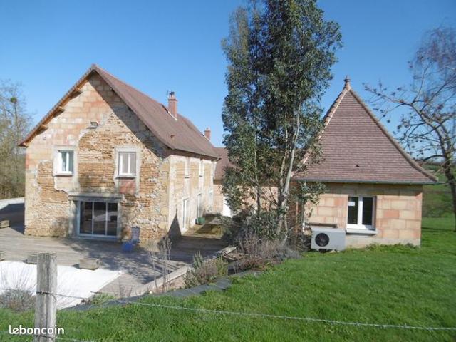 Maison 9 pièces 231 m²