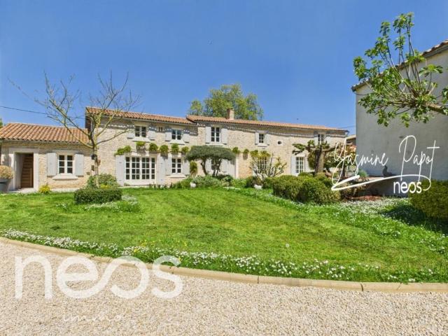 Maison 9 pièces 231 m²