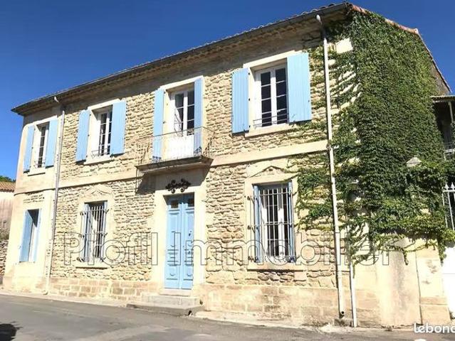 Maison 9 pièces 232 m²