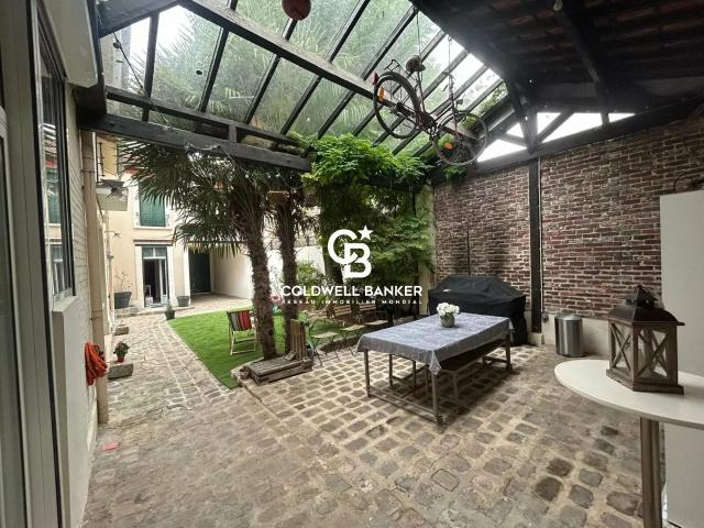 Maison 9 pièces 232 m²