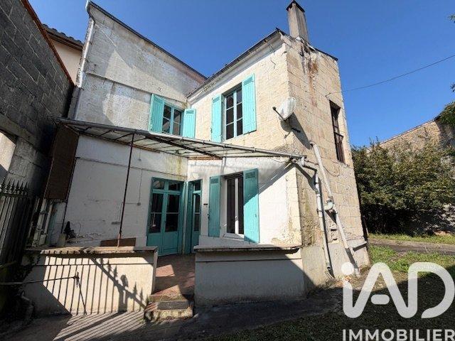 Maison 9 pièces 232 m²