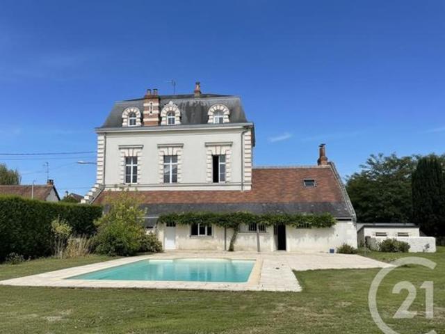 Maison 9 pièces 232 m²