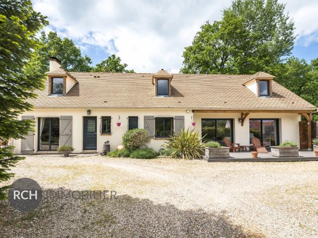 Maison 9 pièces 233 m²