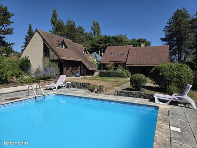 Maison 9 pièces 233 m²