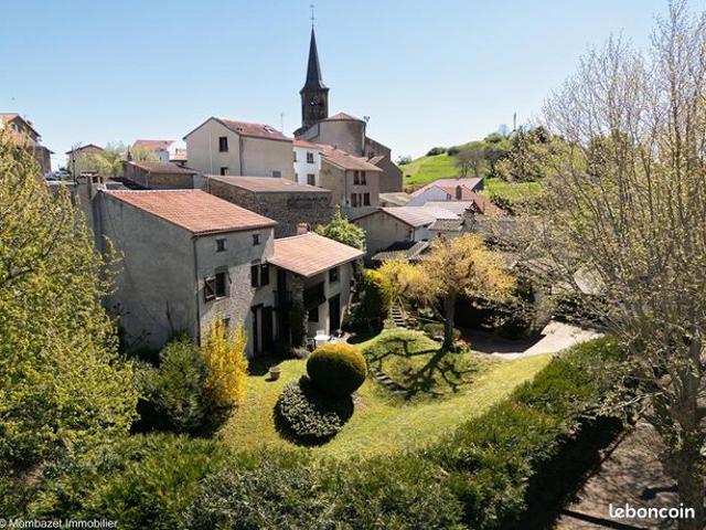 Maison 9 pièces 233 m²