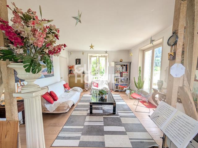 Maison 9 pièces 233 m²