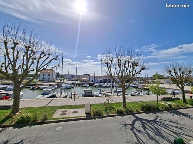 Maison 9 pièces 233 m²