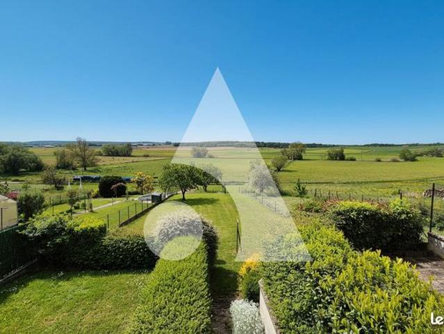 Maison 9 pièces 233 m²