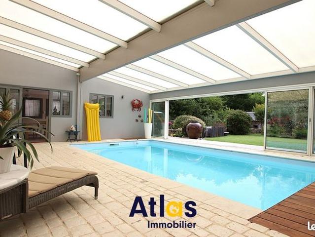 Maison 9 pièces 244 m²