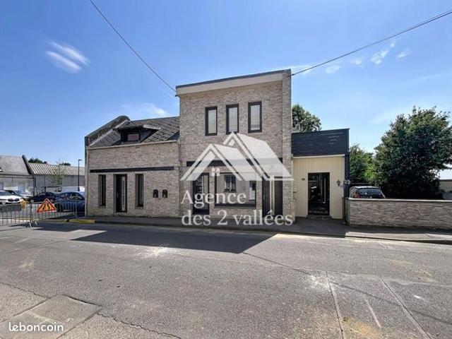 Maison 9 pièces 244 m²