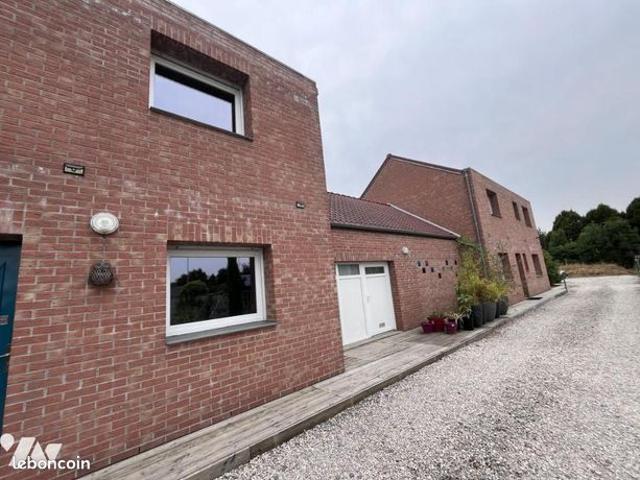 Maison 9 pièces 244 m²