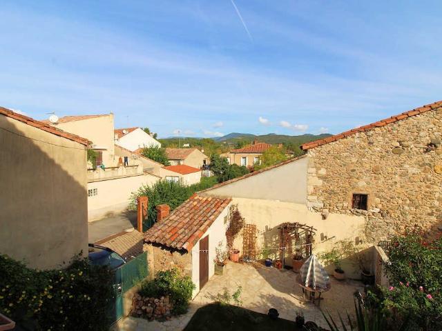 Maison 9 pièces 244 m²