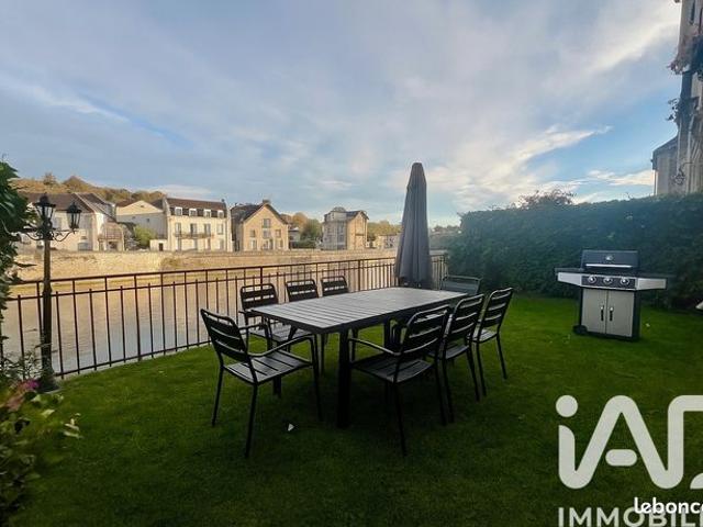 Maison 9 pièces 244 m²