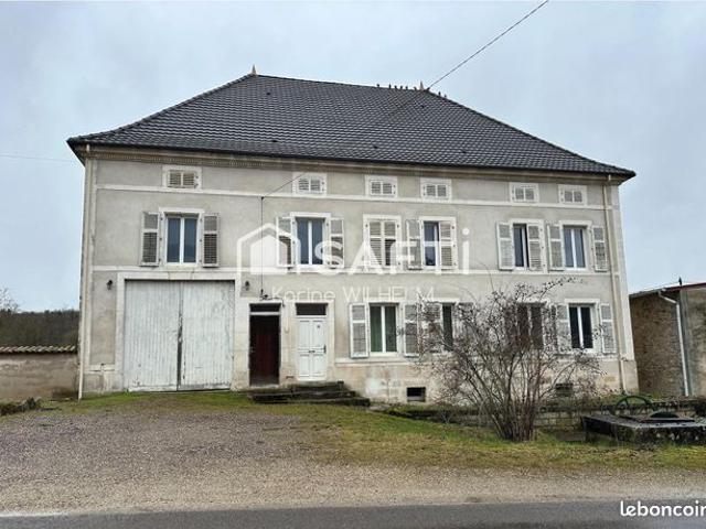 Maison 9 pièces 245 m²