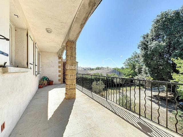 Maison 9 pièces 245 m²