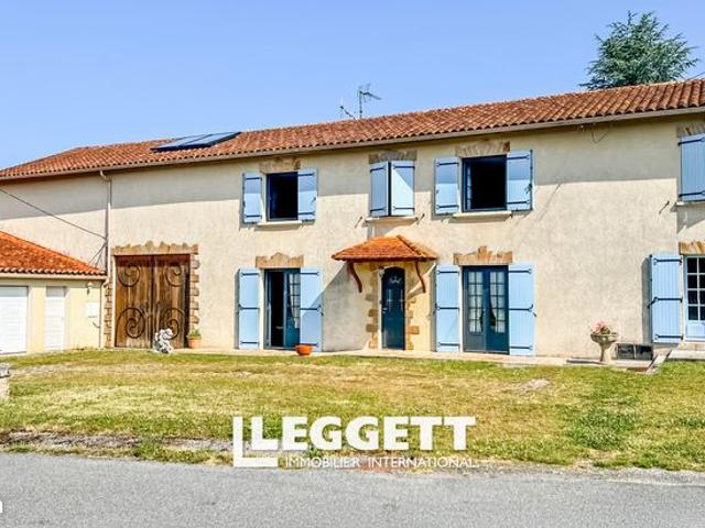 Maison 9 pièces 245 m²