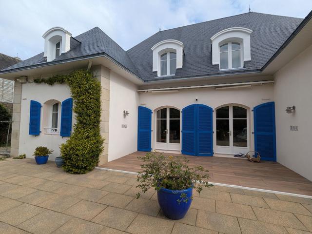 Maison 9 pièces 245 m²