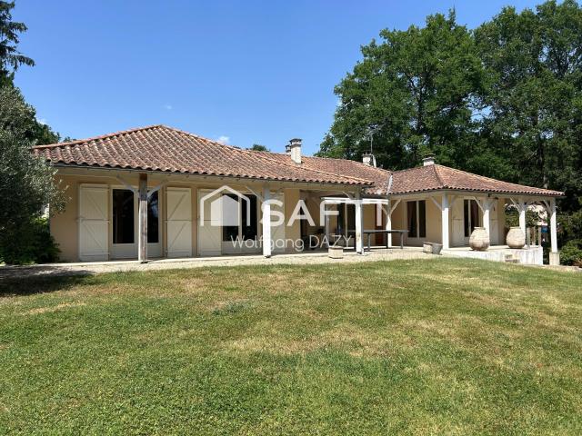 Maison 9 pièces 245 m²
