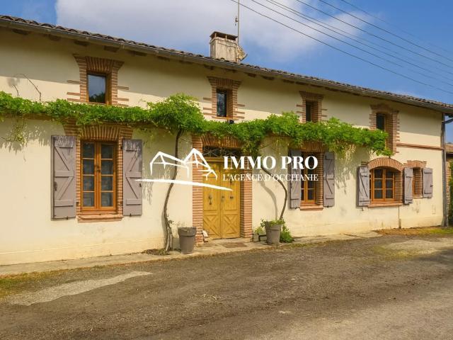 Maison 9 pièces 245 m²