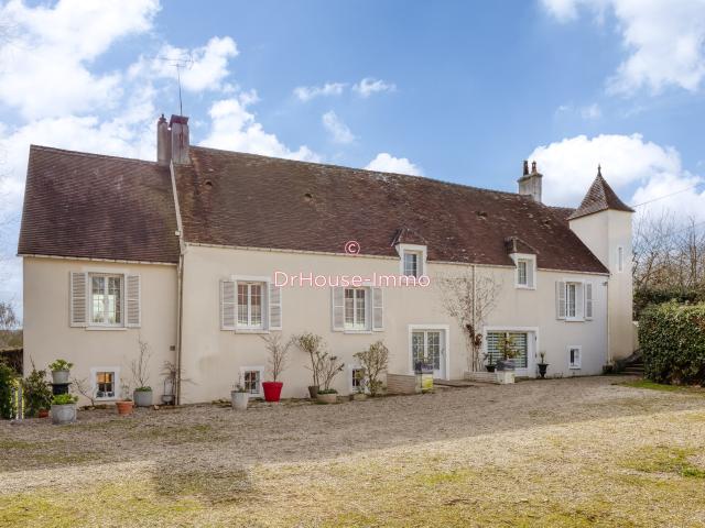 Maison 9 pièces 245 m²