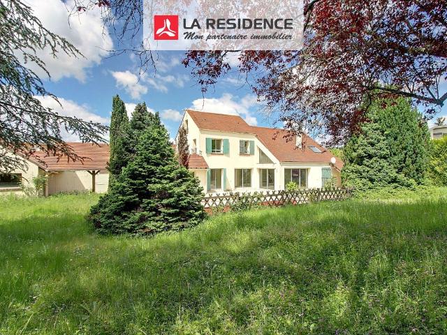 Maison 9 pièces 245 m²